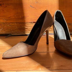 Aldo Pointed Toe Heels - 7